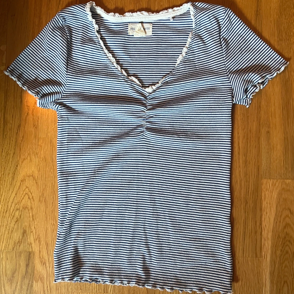 Randig kortärmad topp - 90