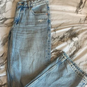 Gina tricot barnavdelningen jeans  - superfina jeans som nästan aldrig används! Inga slitningar så nästan som helt nya💞