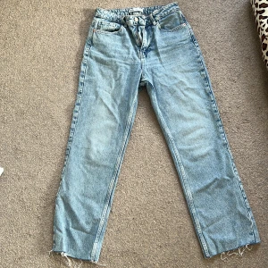 Zara jeans - Zara jeans, mycket bra skick, storlek 38