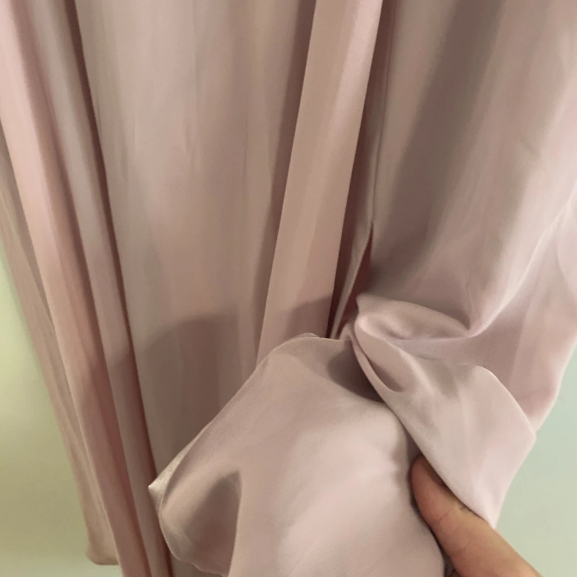 Rosa klänning till salu