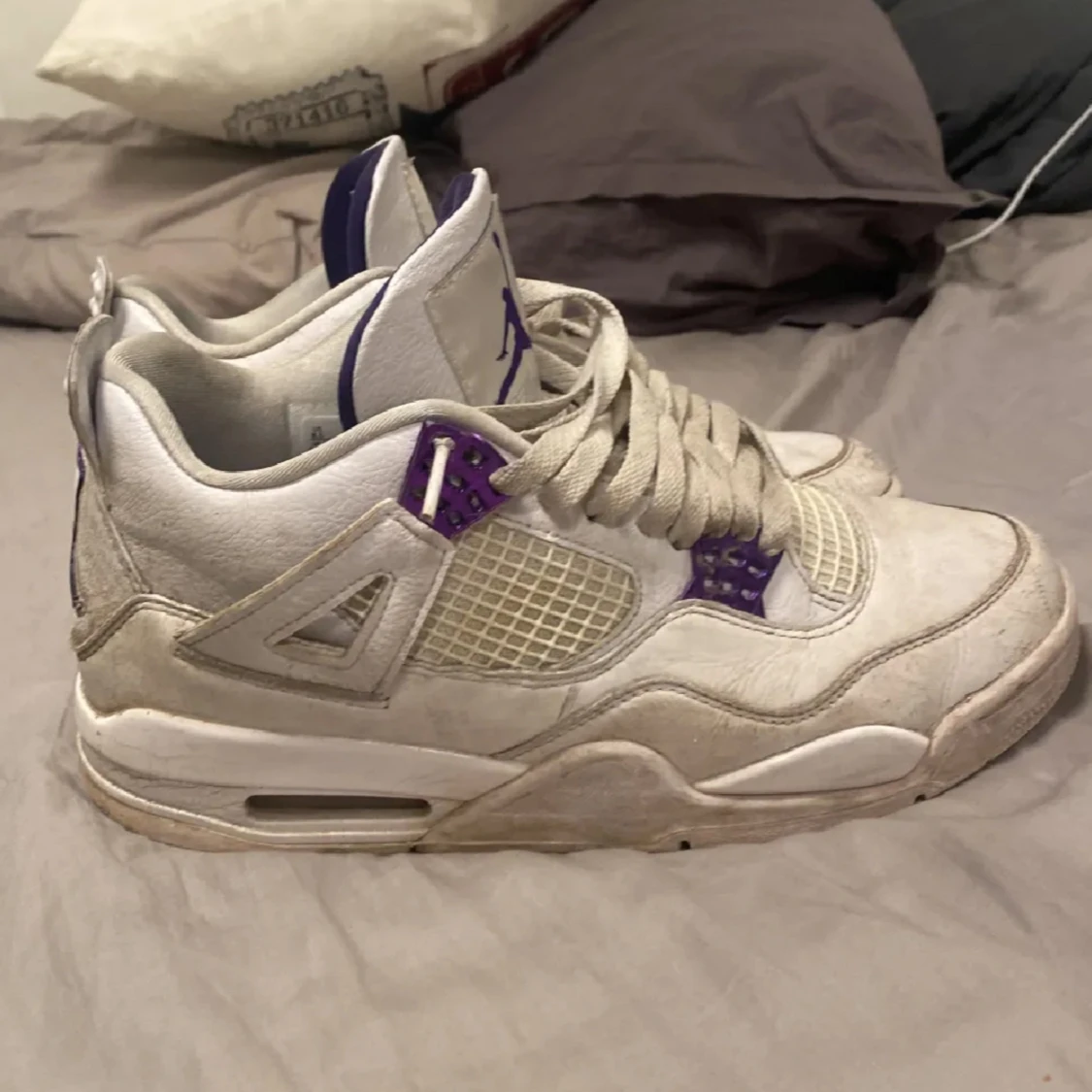 Jordan 4