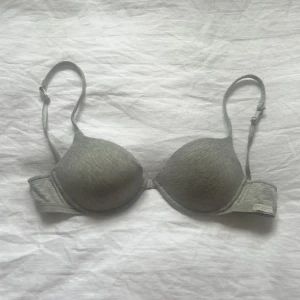 Intimissimi bh🩶 - Fin intimissimi bh i bra skick🩶