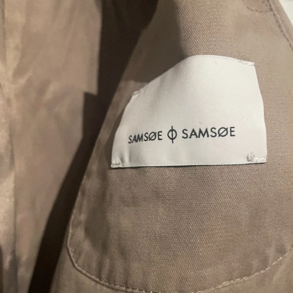 Samsøe Samsøe overshirt, sparsamt använd, medium i storlek. . Jackor.