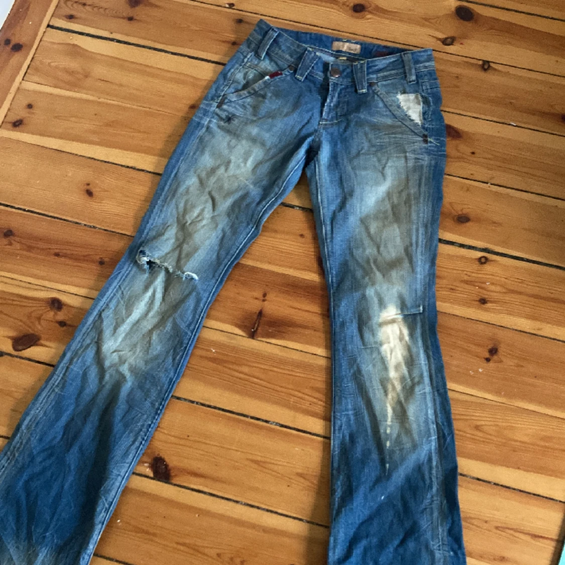 Skitsnygga y2k jeans som jag köpte i usa, älskar men passar mig inte längre💞 - 91