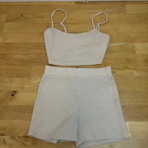 Set - Aldrig använd 