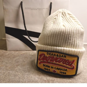 Dsquared2 beanie - Ny dsquared2 beanie/mössa. Ny.