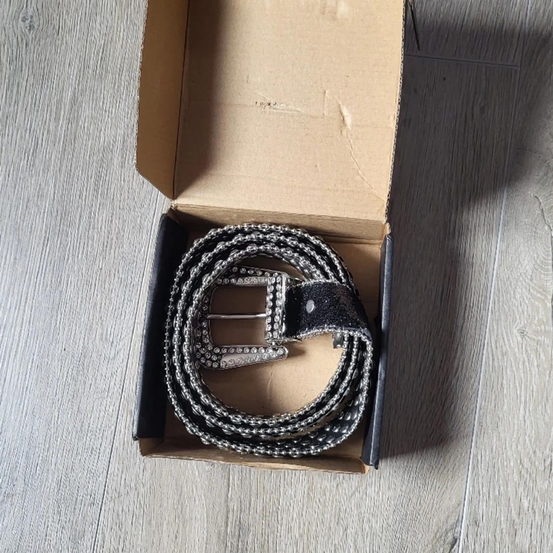 B.B Simon liknande bälte - 91