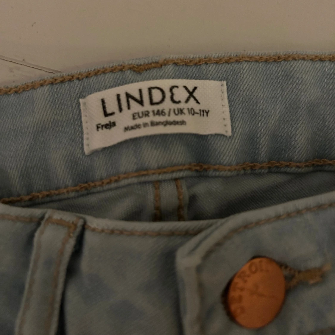 Ljusblåa bootcut jeans - 91