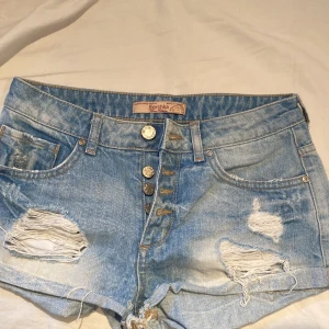 Lågmidjade shorts - Superfina och i bra skick