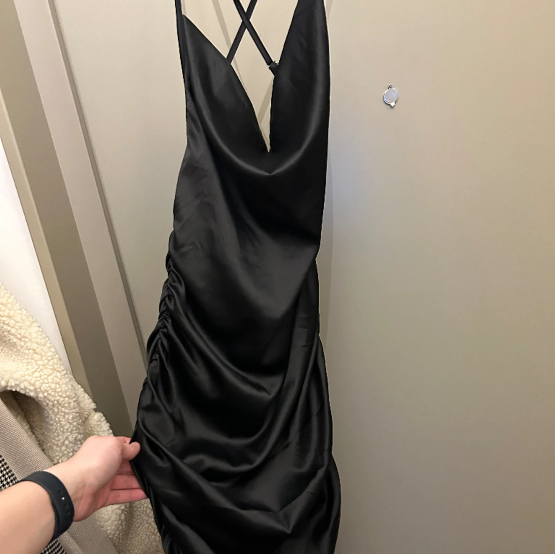 Satin klänning - 90