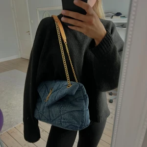 Ysl väska - Ysl väska, kommer med Box och dustbag