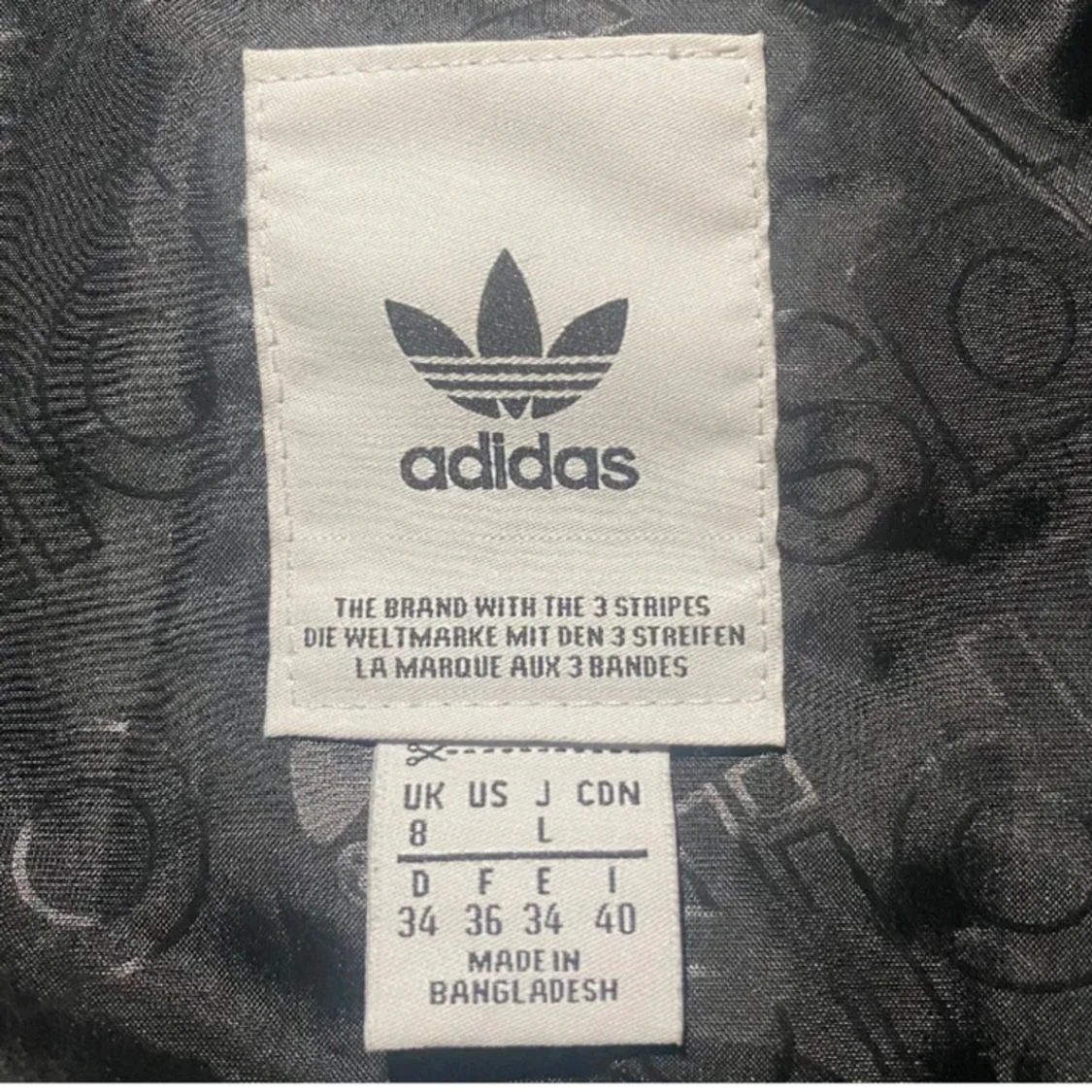 ADIDAS PUFFER JACKET - 91