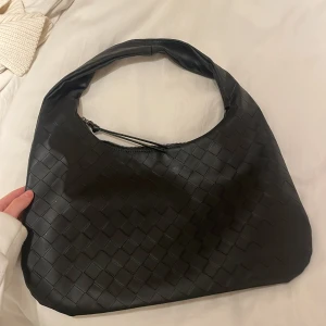 Beckensöndergaard väska - Svart väska från beckenströmstaad🖤Använd enstaka gång