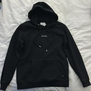 Les deux hoddie - Bra skick!!!köpt för 1095kr mitt pris 500kr