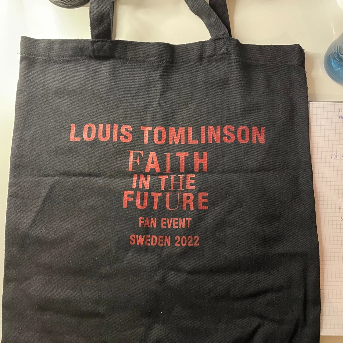 Louis tomlinson väska