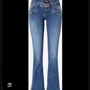 Ltb jeans - Säljer dessa så snygga jeansen från ltb i modellen valerie💗 Nypriset är 799