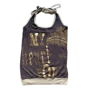 Halter Top - Så snygg detaljerad halternecktopp Perfekt nu till sommaren  