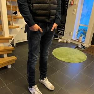 Replay anbass jeans  - Säljer helt nya replay blue anbass jeans i ny skick! 10/10 | tags medföljer! | Nypris:1799kr | skriv vid minsta fundering📩