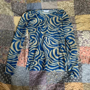 Mönstrad Meshtopp - Mönstrad meshtopp, pris kan diskuteras 