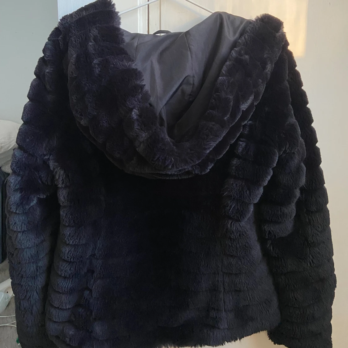 Svart pälsjacka - 91