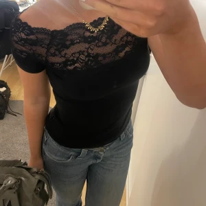 Topp med spets - Såå fin topp med spets!💕💕