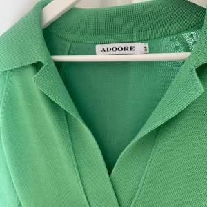 Grön klänning från Adoore. Aldrig använd