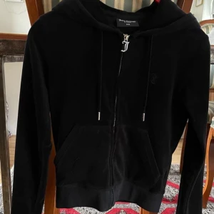 Juicy couture - Storlek xxs använd nån gång bara den är i mycket bra skick