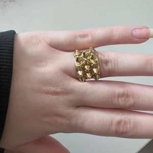 Edblad Ring  - knappt använd! 