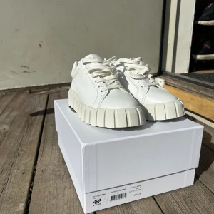 Eytys Odessa - Helt nya eytys i modellen odessa Säljer då de var för små för mig Endast testade en gång 