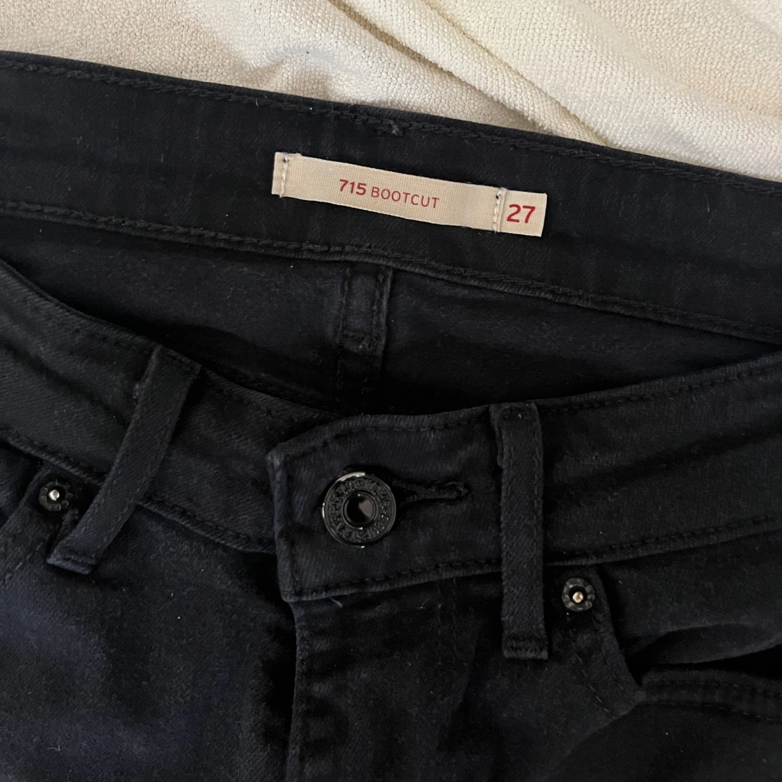 Bootcut Levi’s - 2