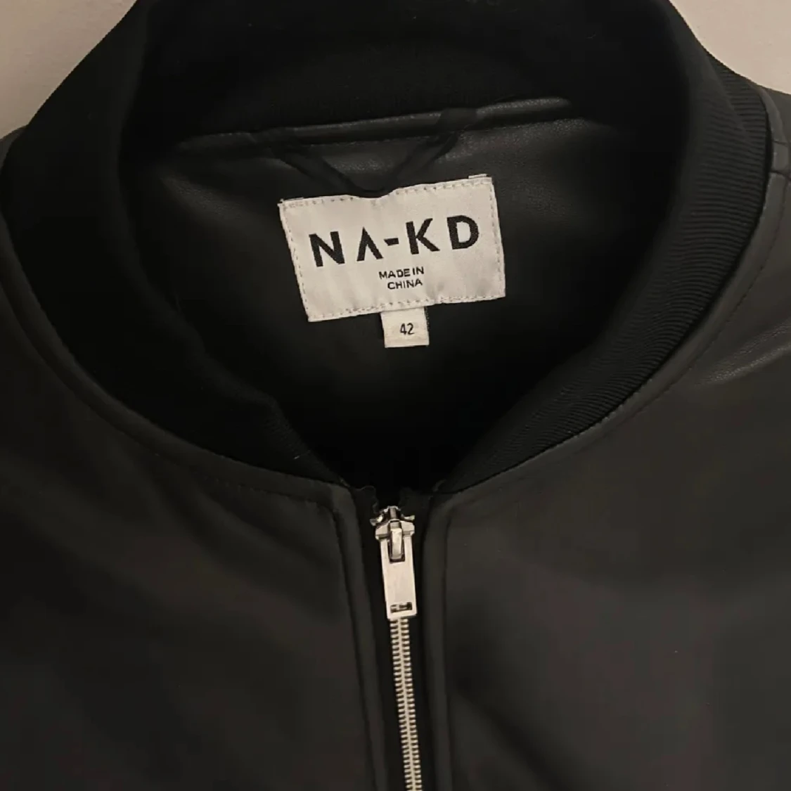 Skinnjacka nakd - 90