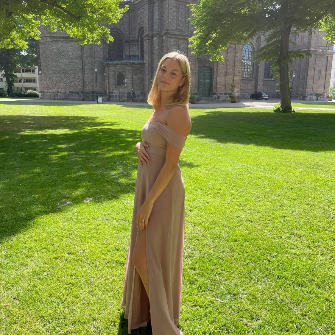 Balklänning eller lärarmiddag - 90