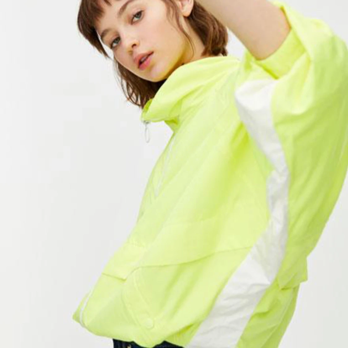 Neon yellow jacker with raglan sleeves  - 91