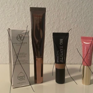 Charlotte tilbury contour wand , medium  - Charlotte tilbury Hollywood contour wand i färgen medium använd ca 3 ggr.