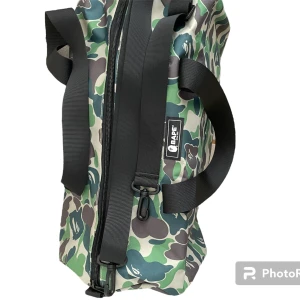 Bape väska - Bape väska. Deadstock.  Skriv för mer information.  Priset kan diskuteras.
