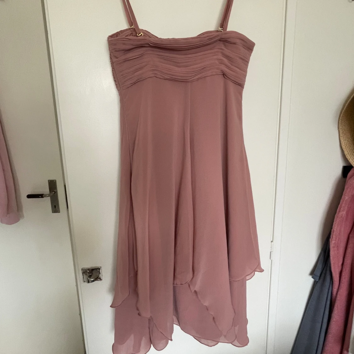 Rosa söt klänning  - 91