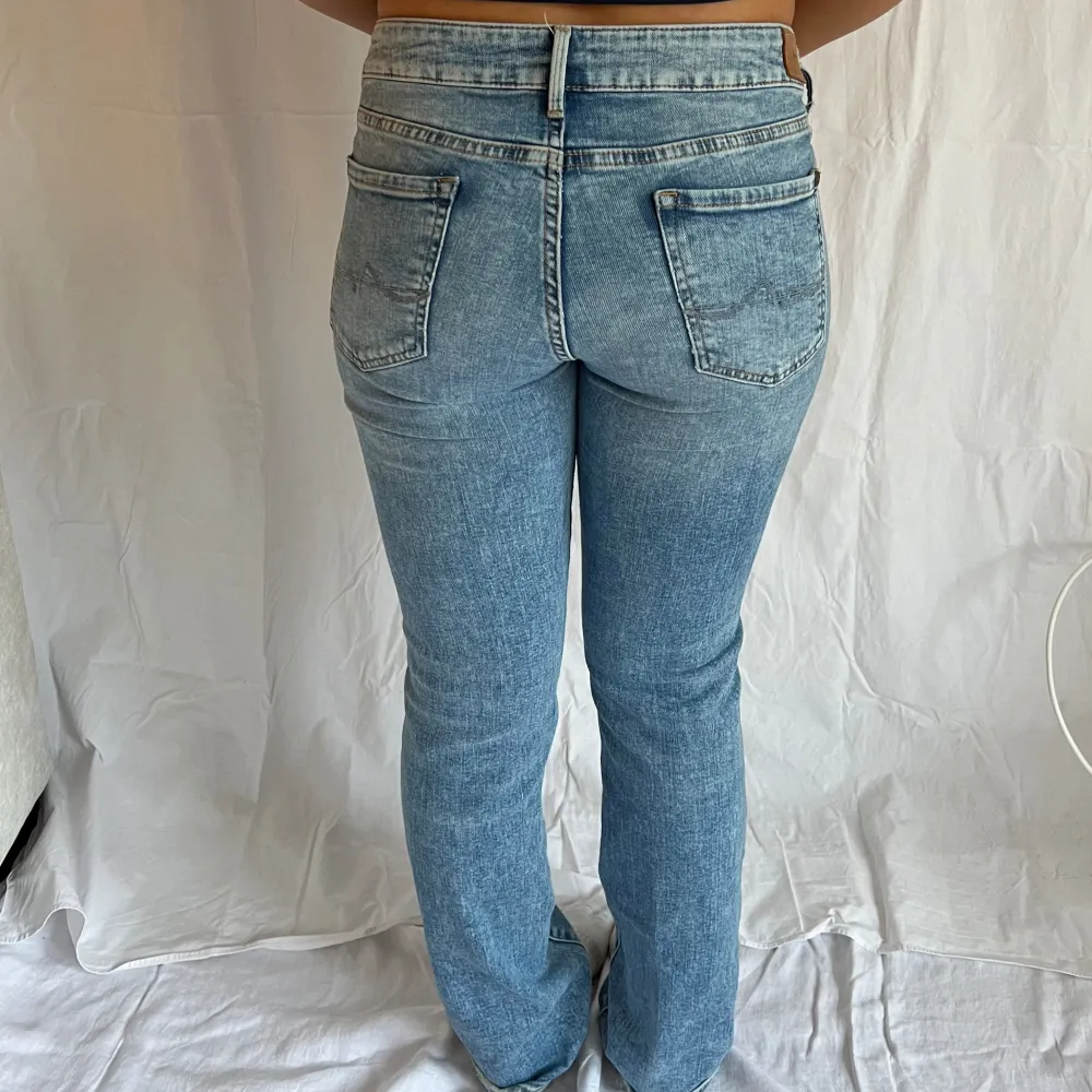 Så snygga märkes jeans från Zalando💓Köpta för 900kr och knappt använda😙 . Jeans & Byxor.