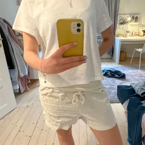 Linneshorts  - De perfekta linneshortsen till sommaren!!!😇😇