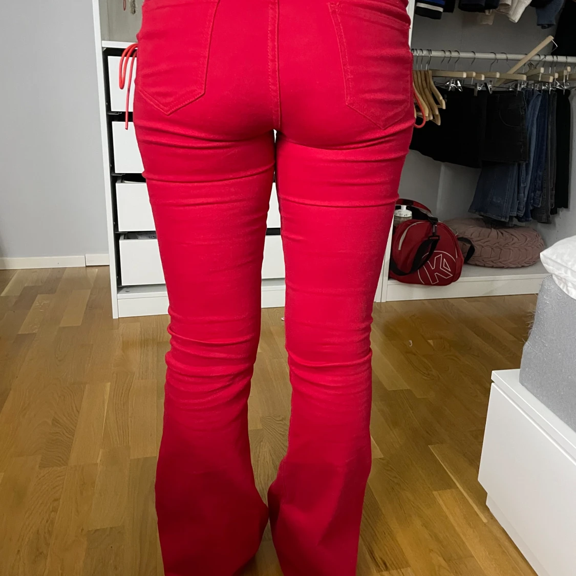Röda lågmidjade jeans  - 92