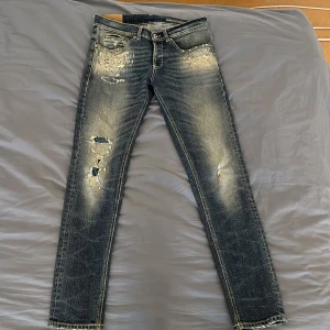 Dondup jeans  - Dondup george strl 32 som nya (slim fit) riktigt laidback Nypris över 3000