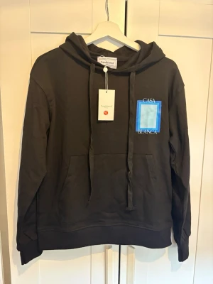 Casablanca hoodie  - Säljer denna aldrig använda Casablanca hoodien då den var för liten. Storlek S. Riktigt skön och snygg hoodie.