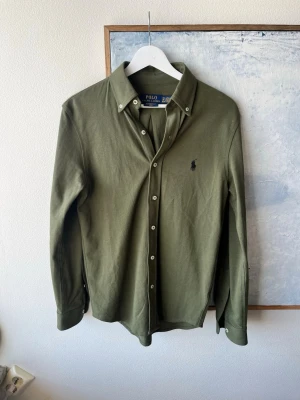 Mörkgrön Ralph Lauren skjorta 