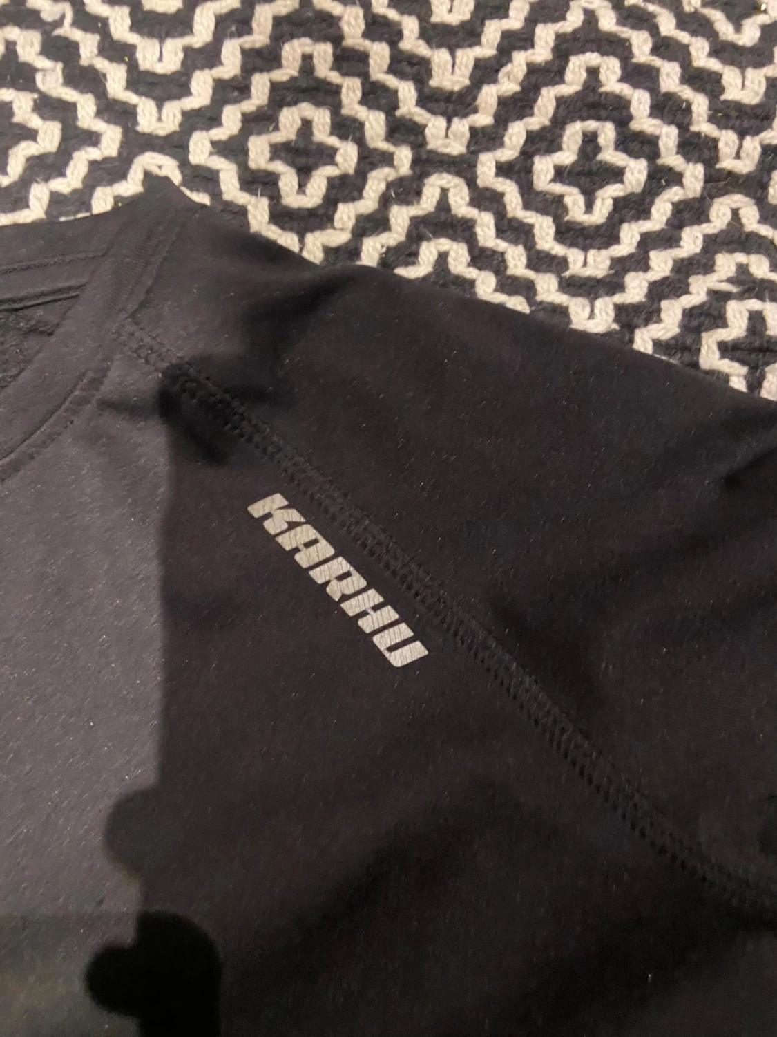 Svart sportig t-shirt - 2