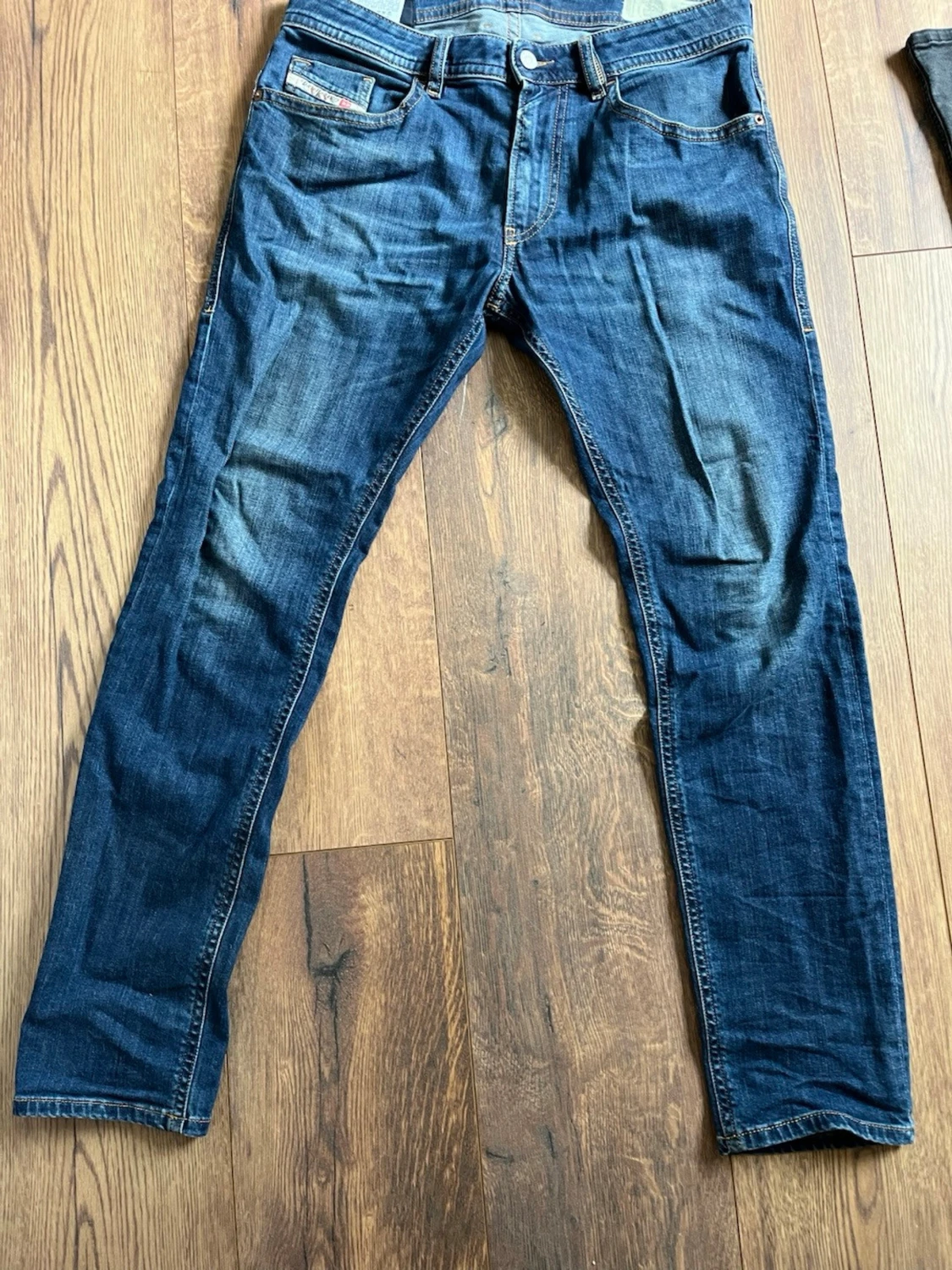 Mörkblå jeans från diesel  - 2