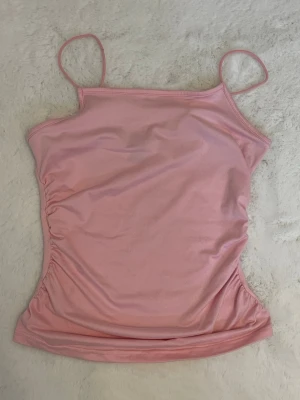 Rosa linne - Ett rosa linne från Shein, storlek XS.