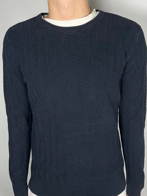 J.Lindeberg tröja - 👕 Plagg: tröja                                                                 📏 Storlek: M                                                                🏷️ Märke/Modell: J.Lindeberg                                           ✨ Skick: Fint skick                                                      💬 Vid frågor är det bara att skriva!                                                                                          🛍️ Gramenti