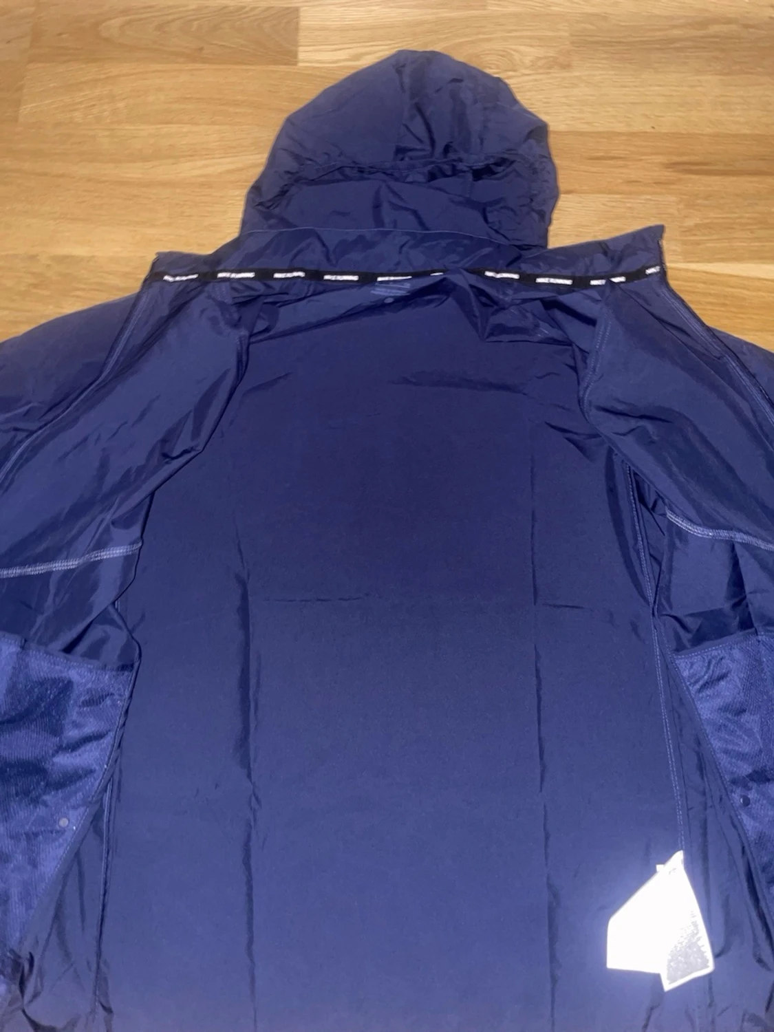 Mörkblå Nike vindjacka med reflex - 3