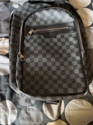 Louis Vuitton ryggsäck - Lite använd