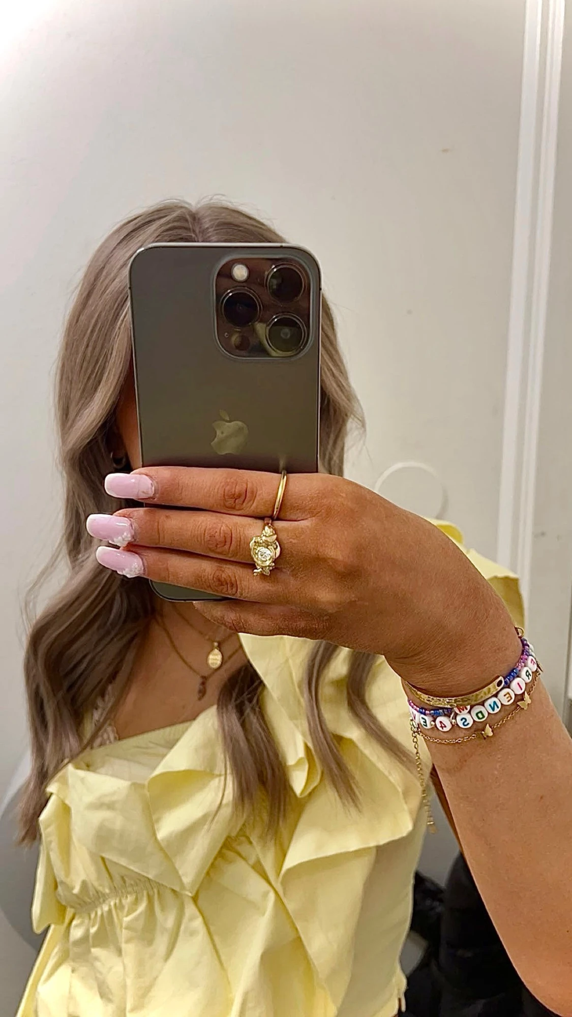 Ljusgul volang topp med offshoulder - 4