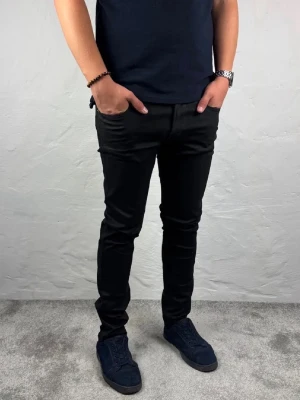 Replay jeans  - Ett par riktigt snygga jeans från Replay i storlek W32 L32 i modellen Anbbas 